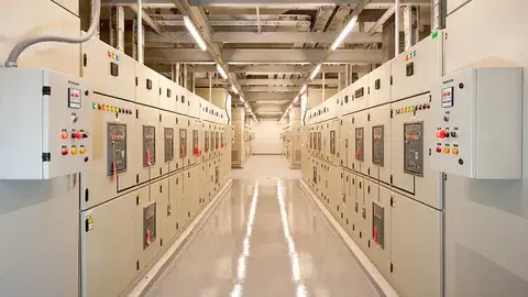 How Electrical Panels Improve Industrial Operations